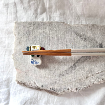 [Kintsugi Chopstick Rest] <Pony> Ceramic natural stone kintsugi animal Made in Japan ornament