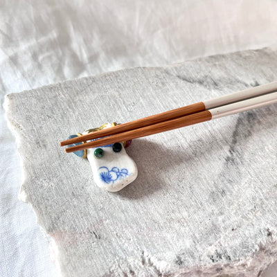 [Kintsugi Chopstick Rest] <Pony> Ceramic natural stone kintsugi animal Made in Japan ornament