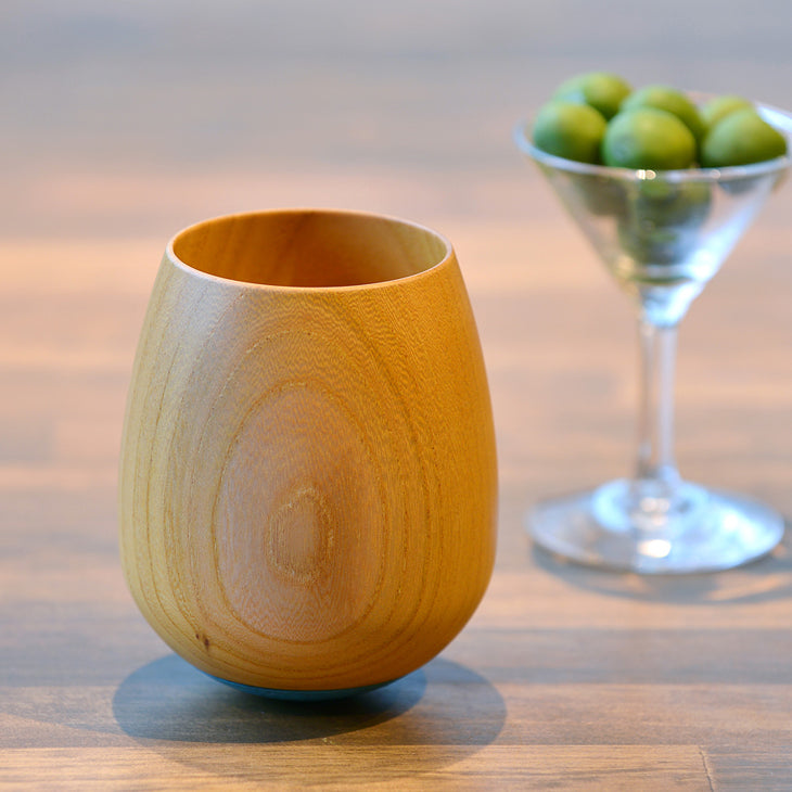 แก้วไม้ Made in Japan ดีไซน์กลมน่ารักและลายไม้ "Cup AKA SWING"【1113-08】