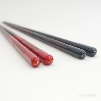 【Chopsticks Made in Japan】Hyozaemon Gift of Flowers Husband & Wife Set (Carved Hoshijo Ver.) 0818-10